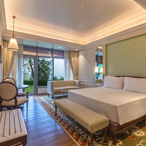 Premium Valley View Room Balcony